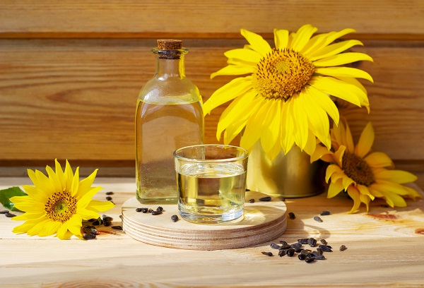 Ci occupiamo del ritiro dell'olio da cucina esausto.