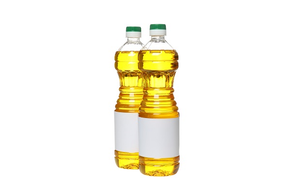 L'olio da cucina esausto può essere trasformato in biodiesel.
